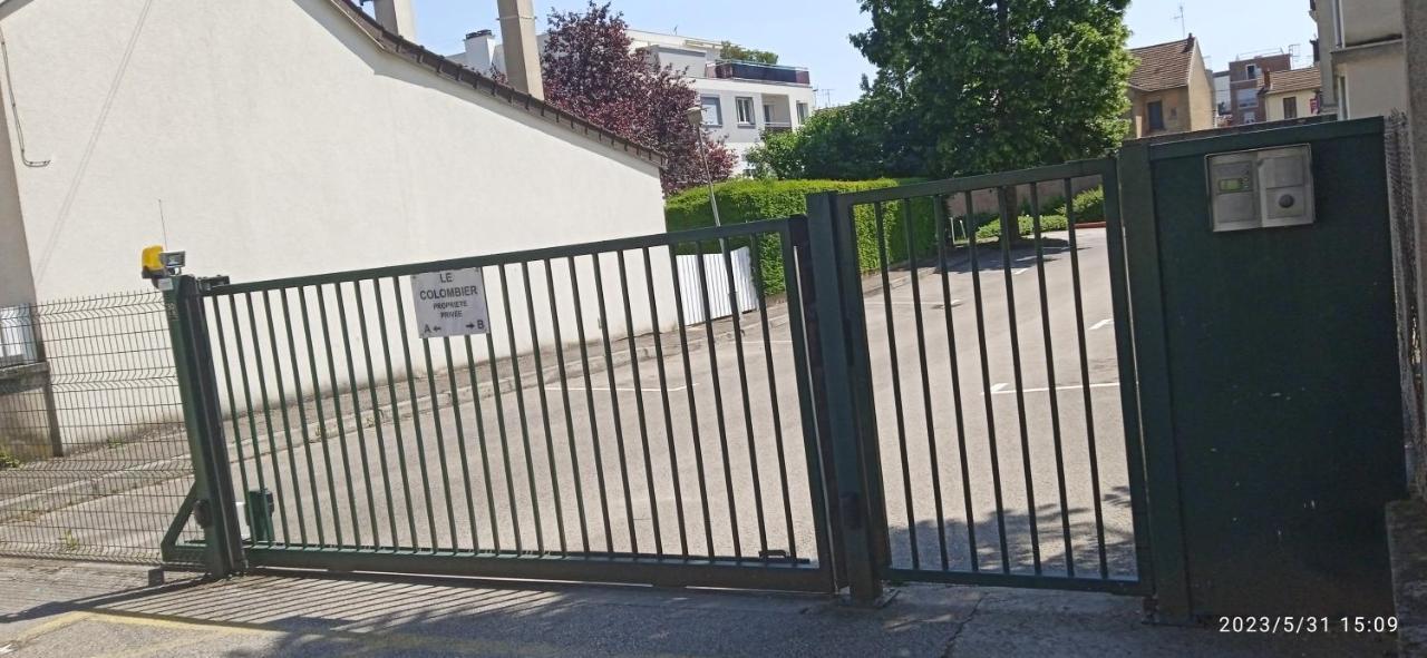 Le Phenix A Internet Haut Debit & Parking Dijon Exterior foto