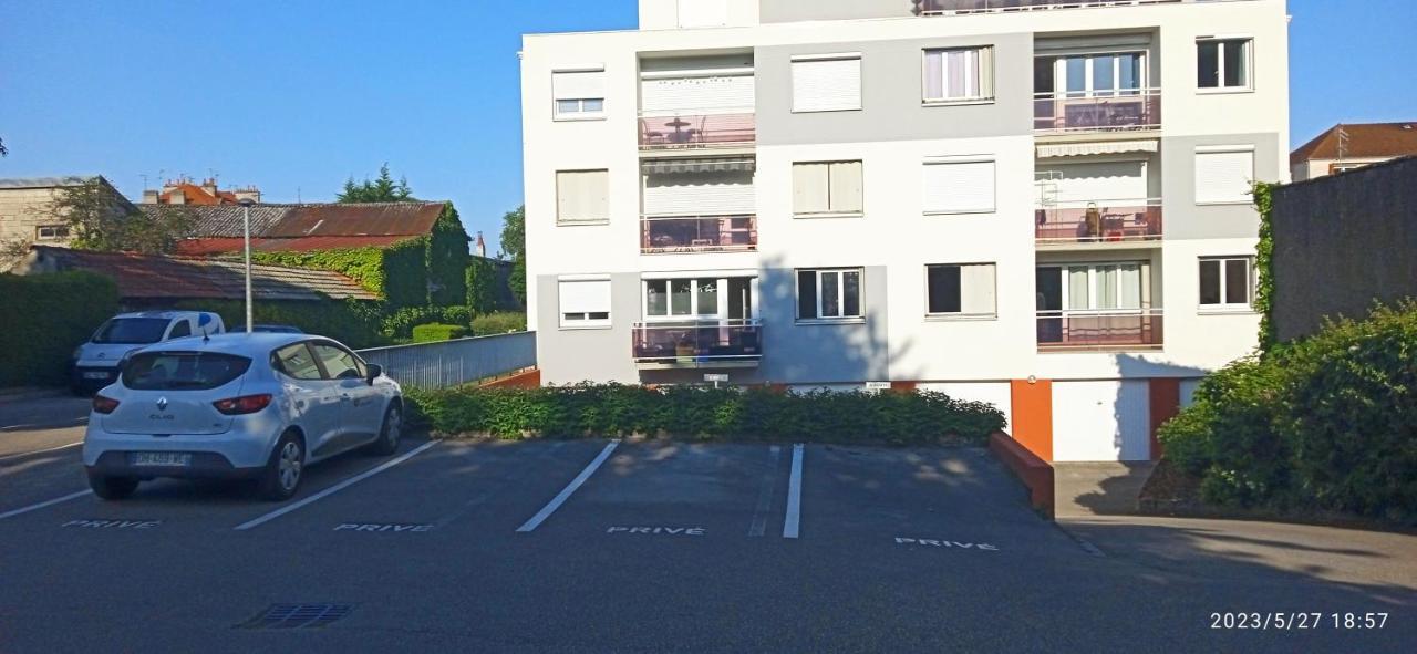 Le Phenix A Internet Haut Debit & Parking Dijon Exterior foto